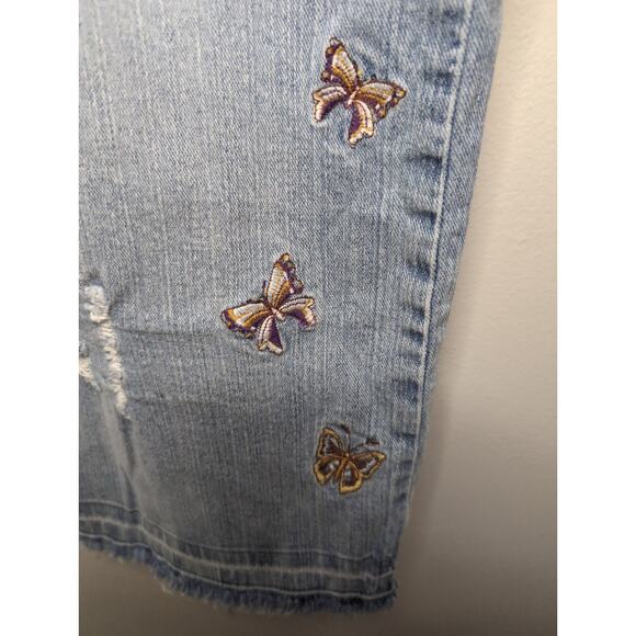 LA Blues dusty floral butterfly embroidered accent light denim jeans 12 - Picture 6 of 9